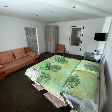 Pri Zvonici Apartment Oravsky Podzamok